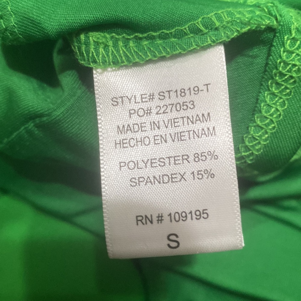 Green 2 piece long sleeve crop top - Picture 6 of 6